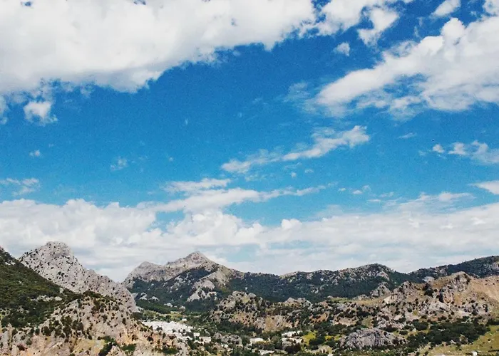 Grazalema- Casita Panorama - Fantastic Views- Clima, Wi-Fi And Private Parking Optional