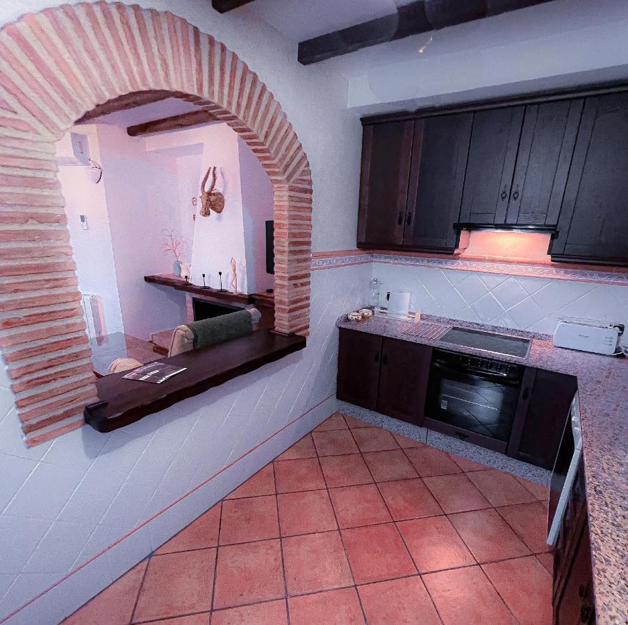 Grazalema- Casita Panorama - Fantastic Views- Clima, Wi-fi And Private Parking Optional *
