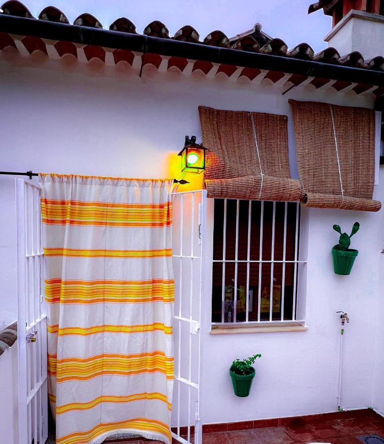 Ferienhaus Grazalema- Casita Panorama - Fantastic Views- Clima, Wi-fi And Private Parking Optional *
