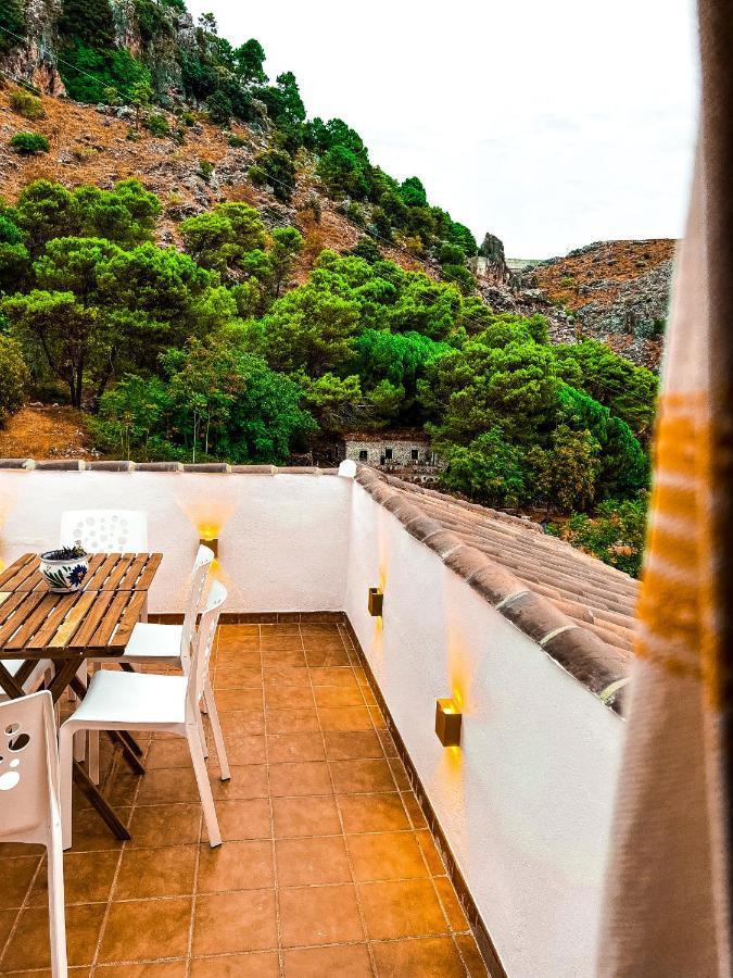Ferienhaus Grazalema- Casita Panorama - Fantastic Views- Clima, Wi-fi And Private Parking Optional Grazalema