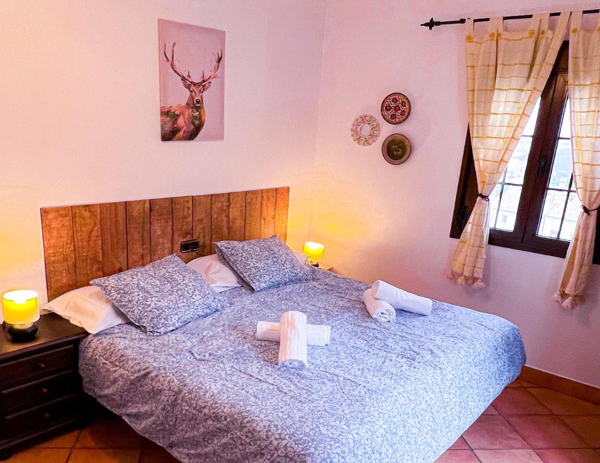 Ferienhaus Grazalema- Casita Panorama - Fantastic Views- Clima, Wi-fi And Private Parking Optional *