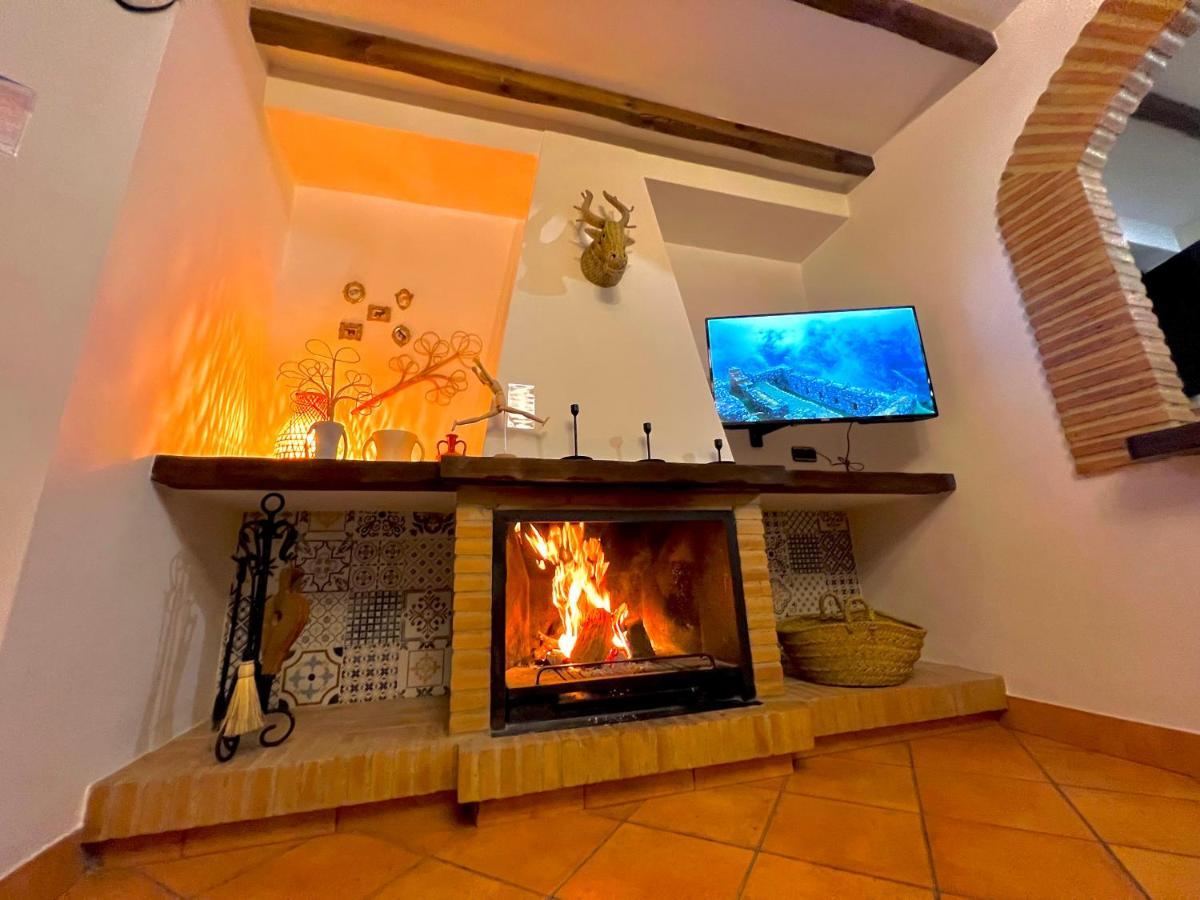 Grazalema- Casita Panorama - Fantastic Views- Clima, Wi-fi And Private Parking Optional *