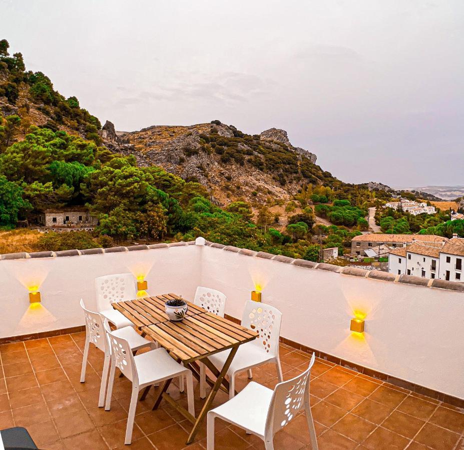 Grazalema- Casita Panorama - Fantastic Views- Clima, Wi-fi And Private Parking Optional Grazalema